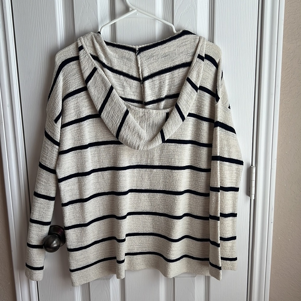 J. Jill lightweight sweater - Picture 2 of 6